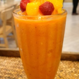 สตอเบอรี่+ส้ม สมูทตี้ strawberry & orange