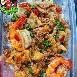 ข้าวผัดกะเพราเนื้อ+กากหมู