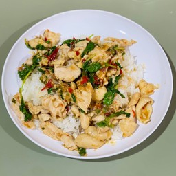 ข้าวผัดกระเพรา