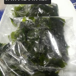 สาหร่ายวากาเมะ