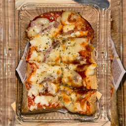 ปัง โบโลน่าชีส (1แผ่น)