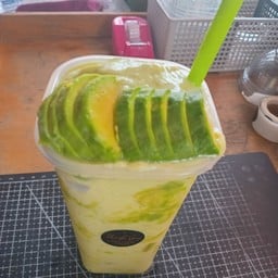 อโวคาโดนมสดปั่น