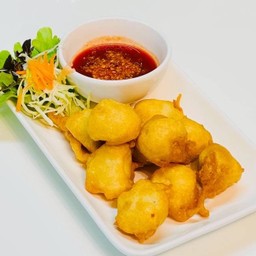 ลูกชิ้นทอด Deep Fried Meatball