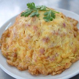 ข้าวไข่เจียวแหนม