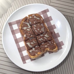 ขนมปังปิ้งโอวัลติน