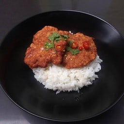 ข้าวหมูก้อน 2 ก้อน