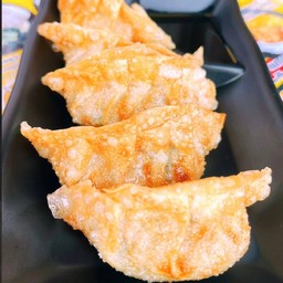 เกี๊ยวซ่าทอดกรอบ