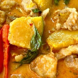 ข้าวแกงเจ๊ปอง