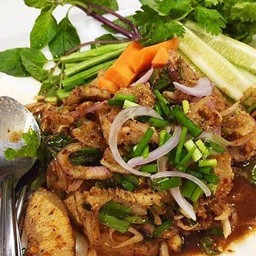 ลาบคอหมูย่าง