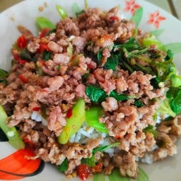 กระเพราหมูสับรสจัดจ้าน