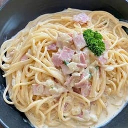 Spaghetti Carbonara Turkey Ham