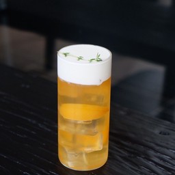 ชาพีชโฟมชีส (Peachy Over Cloud)