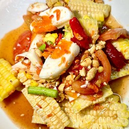 ตำข้าวโพดไข่เค็ม