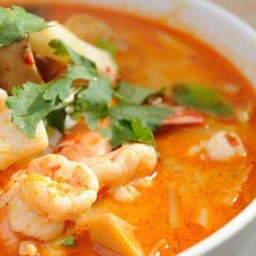 ต้มยำร่วมมิตรน้ำข้นแซ่บๆ