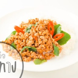 ผัดกระเพา ราดข้าว