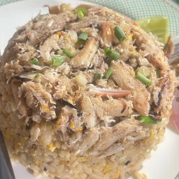 ข้าวผัดปูพิเศษ