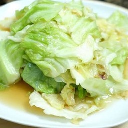 กระหล่ำผัดน้ำปลา