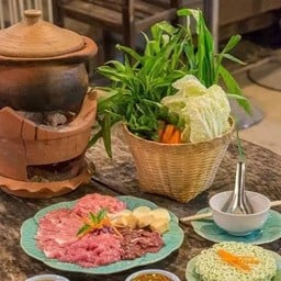 จิ้มจุ่มเนื้อหมูล้วน
