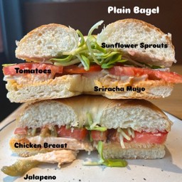 Chicken Spicy Bagel  เบเกิลไก่สไปซี่