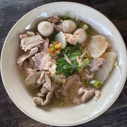 ก๋วยเตี๋ยวหลบมุน