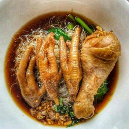 ข้าวมันไก่ตุ๋น - ไก่ต้ม