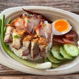 ข้าวหมูแดงหมูกรอบ