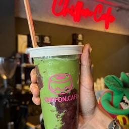 Matcha Red Bean Frappe 🫘