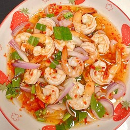 ยำกุ้งสุก