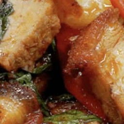 ข้าวพริกแกงหมูกรอบ พิเศษ