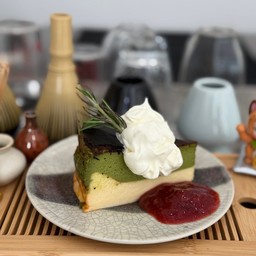Cheese cake matcha two tone