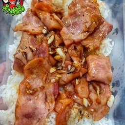 ข้าวผัดพริกหยวกเบคอน