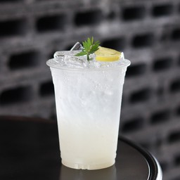 ลิ้นจี่ โซดา