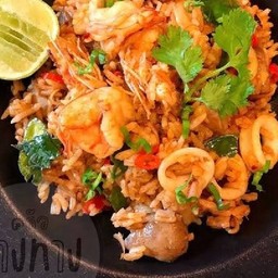 ข้าวผัดต้มยำ