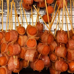 ไก่สามชั้นสไลด์โรลฮอทดอกชีสเนย