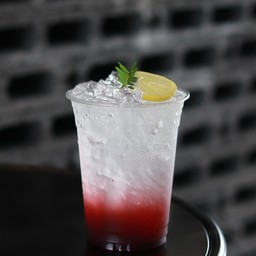 มิกซ์เบอรรี่ โซดา