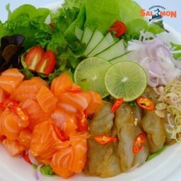 แซลมอนกุ้งยำแซบซี๊ด
