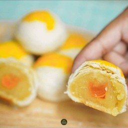 ขนมเปี๊ยะ แม่ภา