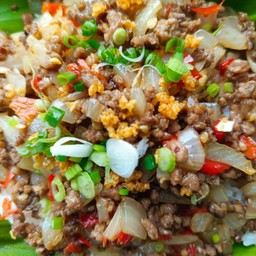 ข้าวเนื้อโคขุนคั่วพริกเกลือ