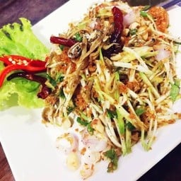 ยำมะม่วงเบา