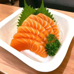 แซลมอนซาซิมิ พรีเมียมเกรด ขนาด 100 กรัม