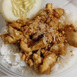 ไก่ชิ้นทอดกระเทียม