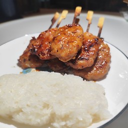 หมูปิ้งโบราณ ครัวบ้านแตงปิ้งย่าง RK Park หทัยราษฎร์