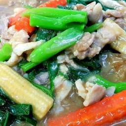 ราดหน้าหมู