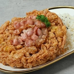 ข้าวไข่ฟูเบคอน