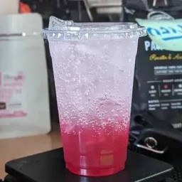 แดงโซดา Iced Red Soda