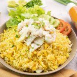 ข้าวผัดผงกะหรี่ไก่