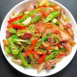 หัวหมูผัดพริกหยวก 青椒炒猪头肉