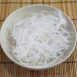 วุ้นเส้น