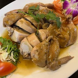 ไก่ต้มน้ำปลา(1ตัว)