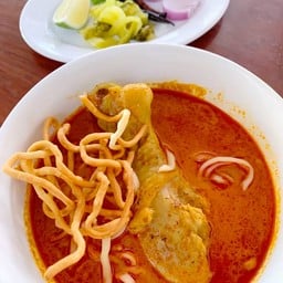 เส้นข้าวซอย